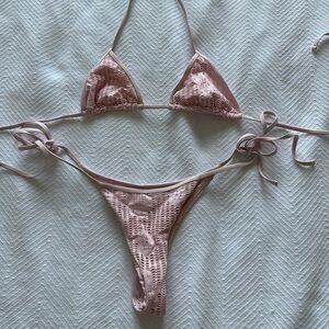 Frankie’s bikini set